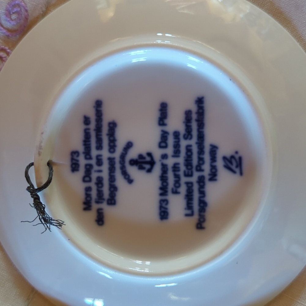 Mother's Day Vintage Porsgrund Norway 1973 Collectible Plate. Like New! - Picture 6 of 7